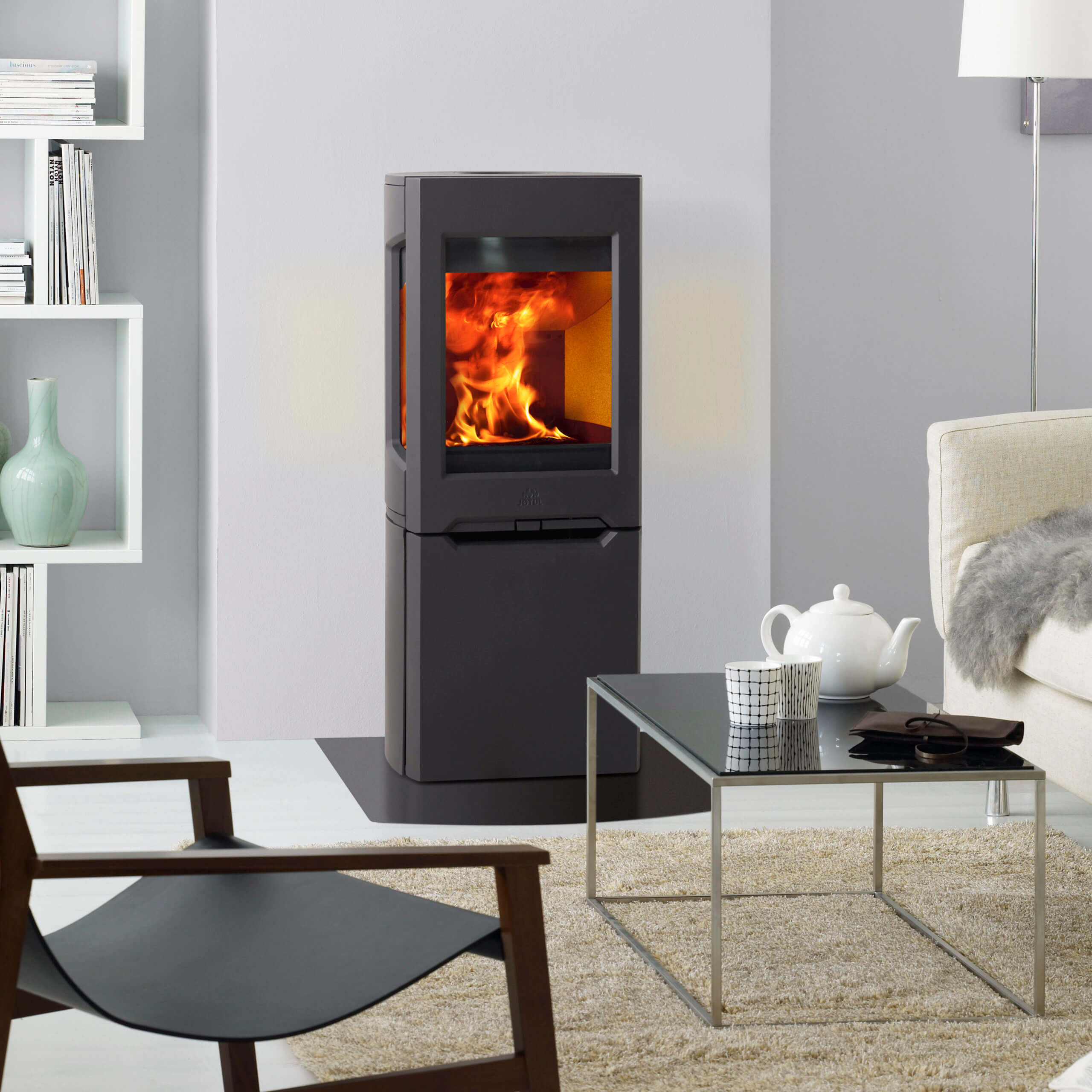 Печь-камин JOTUL F 165 BP